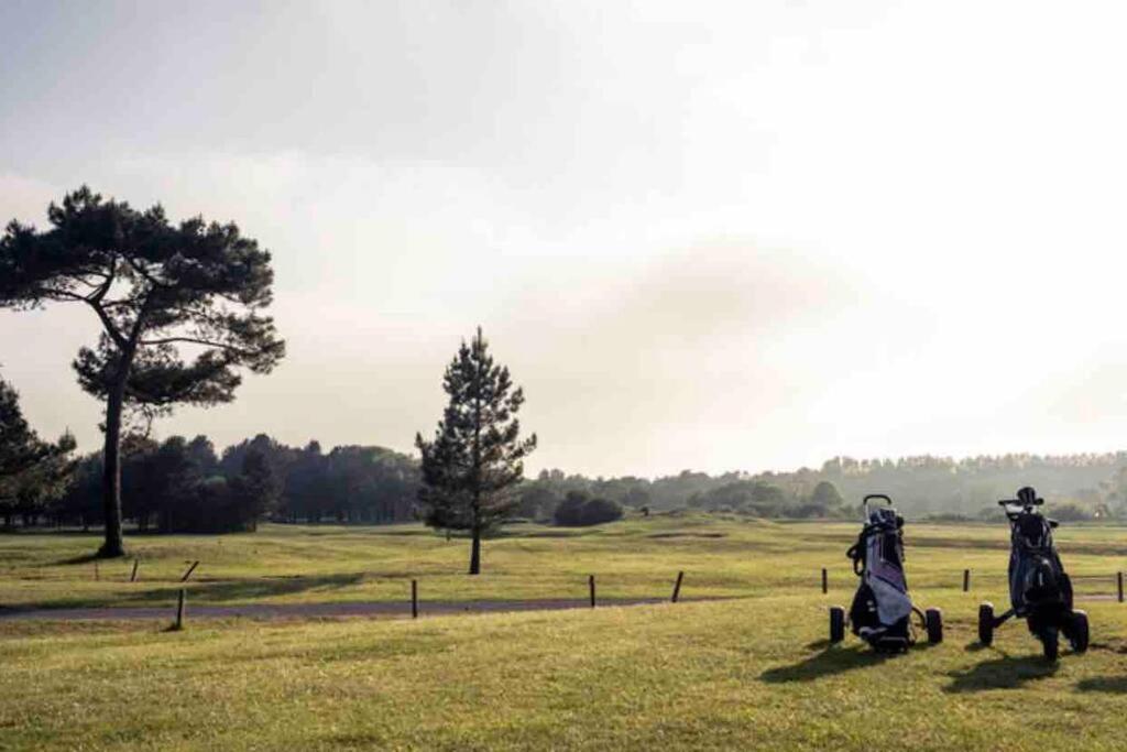 Les Hortensias Chambre Independante Avec Sdb Et Toilettes Privees Dans Une Maison En Foret Proche Du Golf Et De La Plage Entree Independante Avec Acces Prive Le Touquet Esterno foto